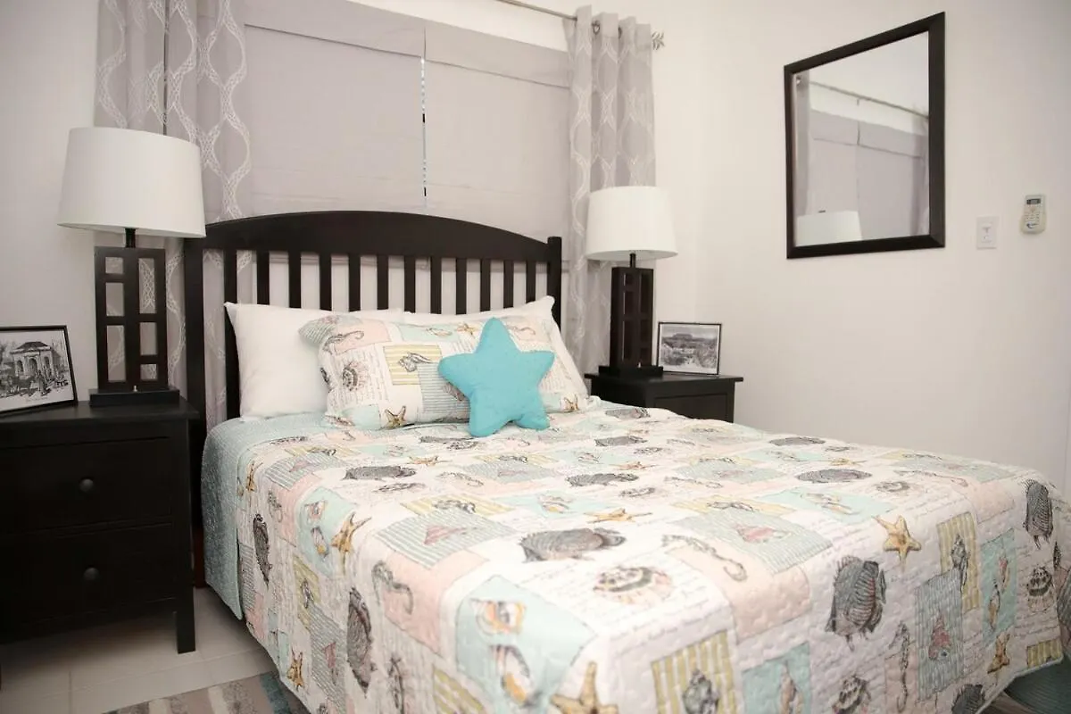 Holiday home Tangerine Sunsets Skylark Villa Nassau